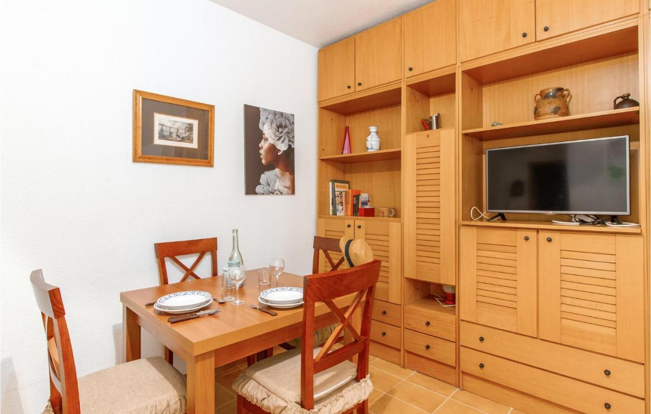 1 Bedroom Nice Apartment In Santa Pola Esterno foto